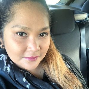 Meet your Posher, Sharon may